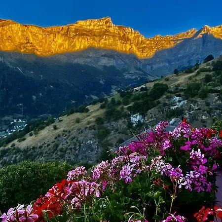 Verträumt Schön Zu Jeder Jahreszeit Bergpanoramasicht * Albinen