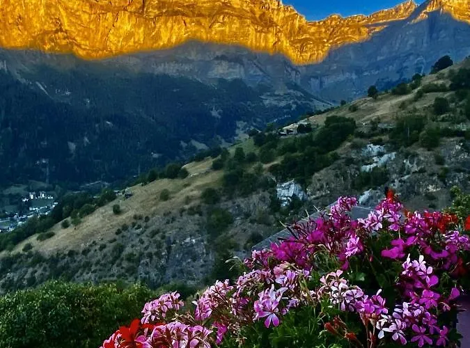 Vertraeumt Schoen Zu Jeder Jahreszeit Bergpanoramasicht * Альбинен