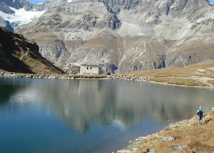 Vertraeumt Schoen Zu Jeder Jahreszeit Bergpanoramasicht * Альбинен